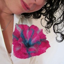 felted flower brooch -Mary Jane-