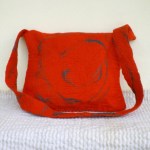  felted messenger bag -pigeon message-