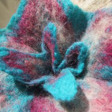 felted flower brooch -A girl like you-