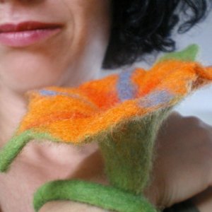 felted flower bracelet -sister Dew-