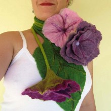 felted flower necklace -divine ecstasy-