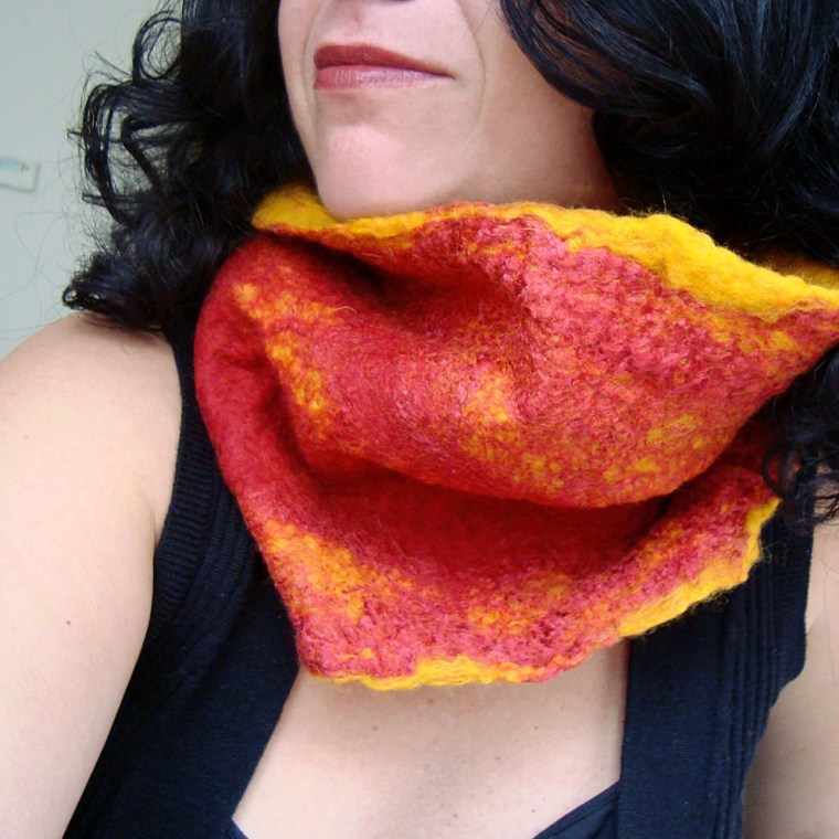 felted neck warmer -mustard and ketchup-