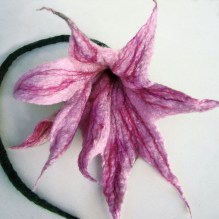 felted flower -pink-