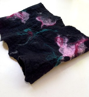 felted neck warmer -winter flowers-felted neck warmer -winter flowers-